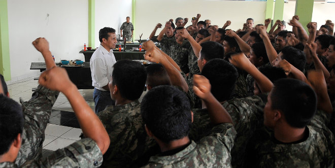 Presidente Ollanta Humala realiza visita sorpresiva al VRAEM