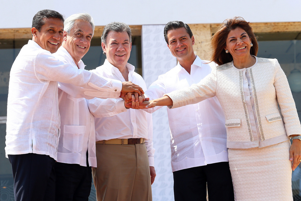 Inició cumbre de Alianza del Pacífico con participación de presidentes de Perú, Colombia, Chile, México y Costa Rica