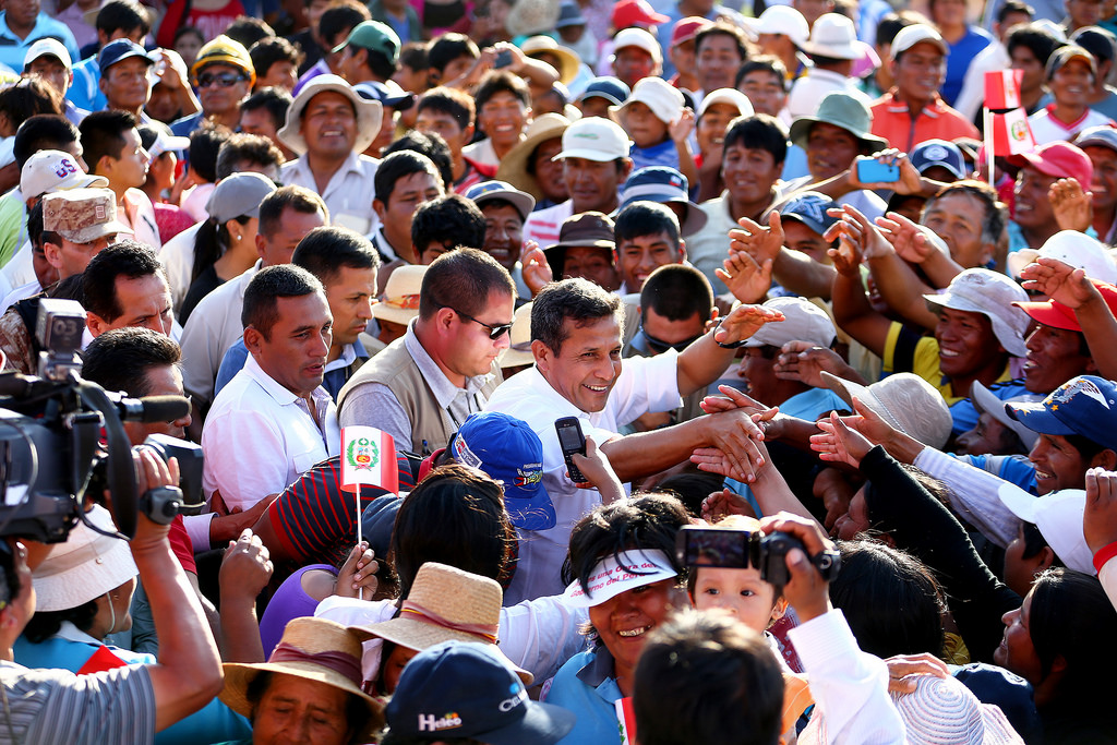 Mandatario inauguró importantes obras de electrificación rural en distrito de Inclán en Tacna