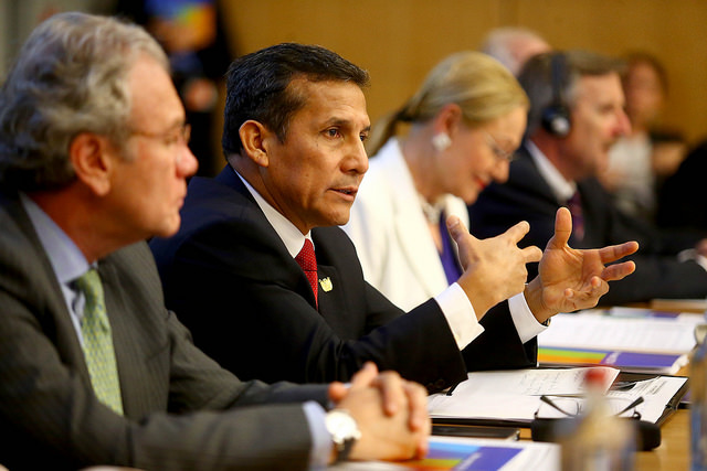 “Gobierno peruano apuesta por la transferencia tecnológica y desarrollo de las PYMES”, afirma presidente Humala en París