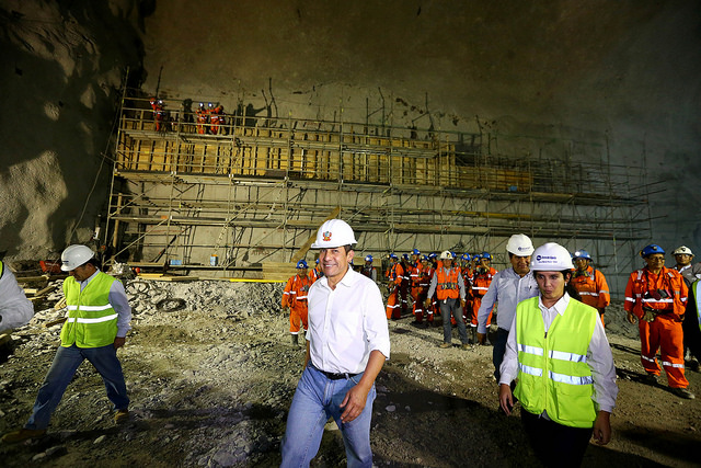 Mandatario inspecciona obras en hidroeléctrica “Cerro del Águila” con la mayor inversión de últimos 40 años