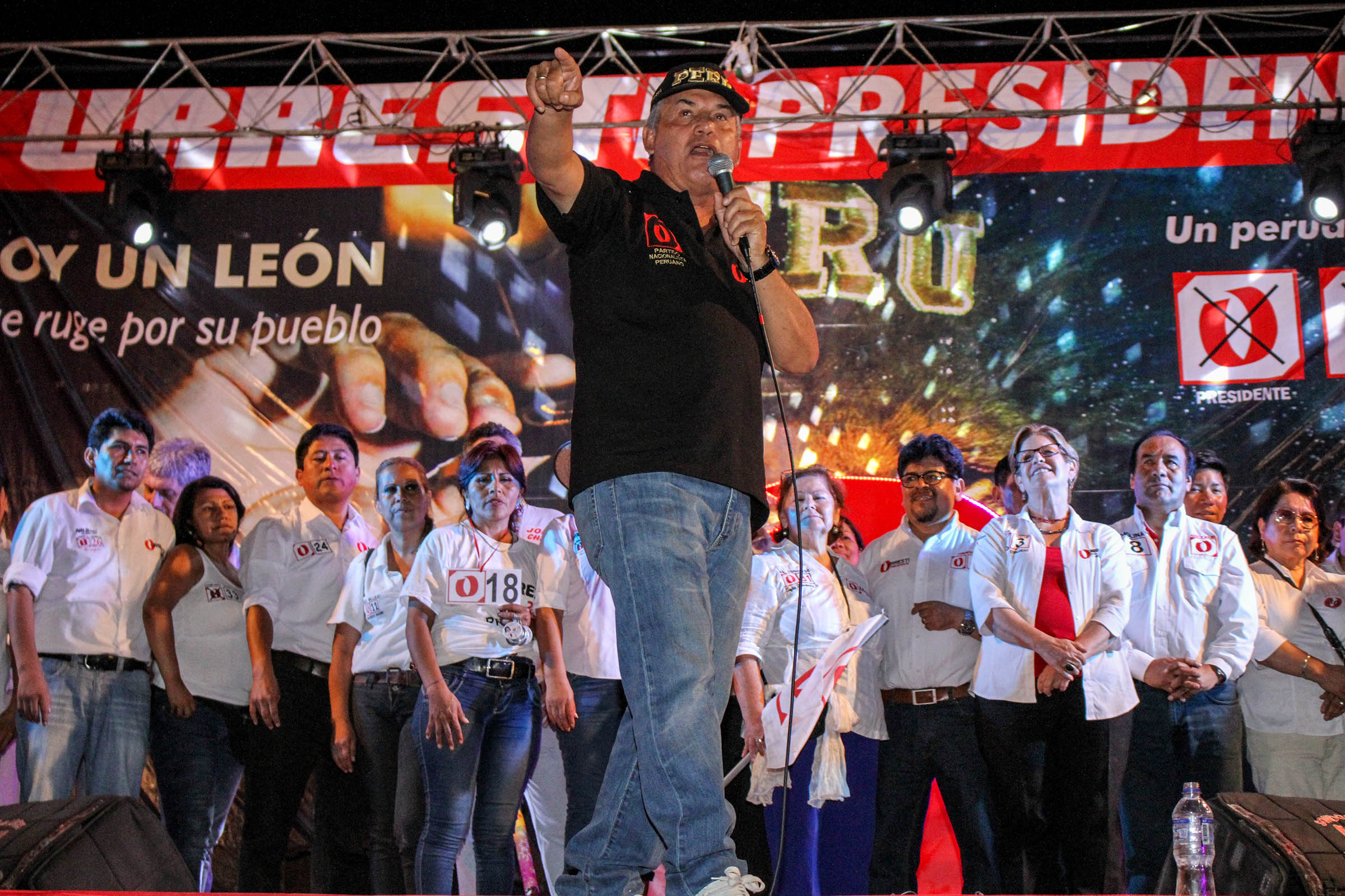 Daniel Urresti: “Los partidos se han convertido en grandes lavanderías de dinero”