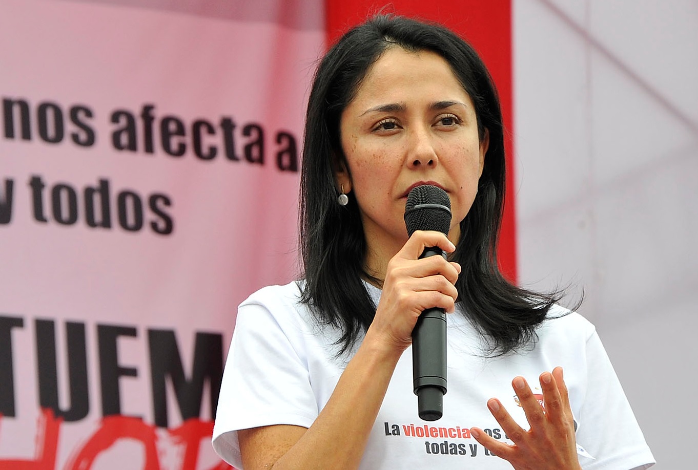 Nadine Heredia: Precisiones enviadas al diario El Comercio, para evitar la mala información.